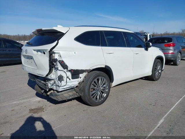 2022 TOYOTA HIGHLANDER 5TDFZRAH3NS090659 Photo 3