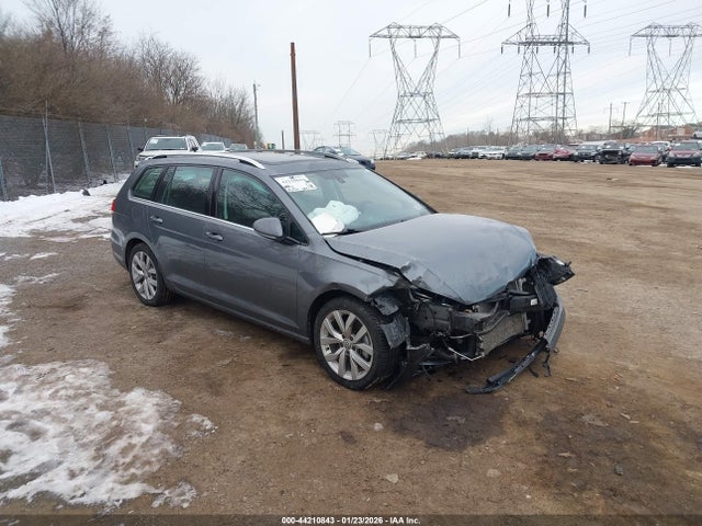 2018 VOLKSWAGEN GOLF SPORTWAGEN 3VWL17AU4JM762991