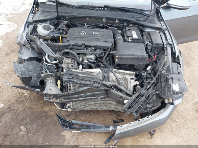 3VWL17AU4JM762991 Volkswagen Golf Sportwagen Tsi Sel
