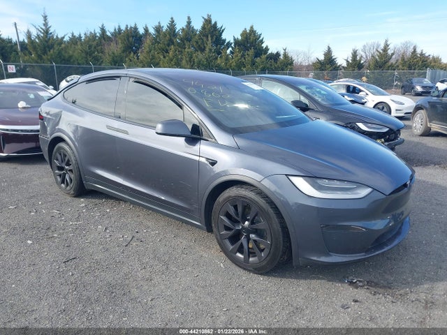 2022 TESLA MODEL X 7SAXCAE51NF361877 Photo 0