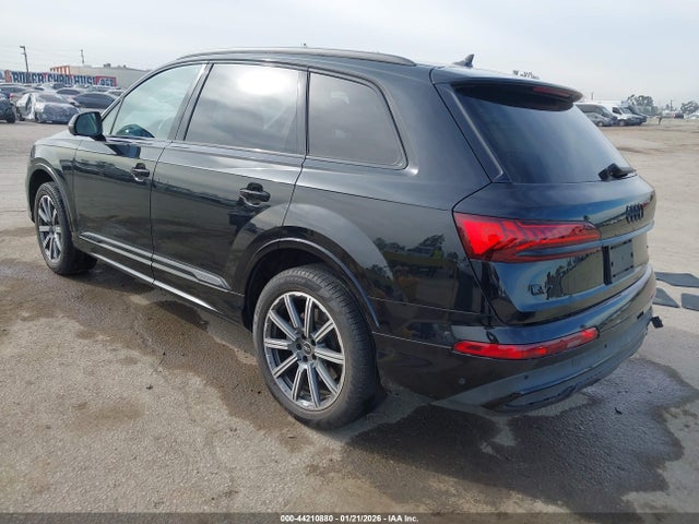 2023 AUDI Q7 WA1LCBF79PD015436 Photo 2
