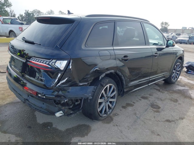 2023 AUDI Q7 WA1LCBF79PD015436 Photo 3
