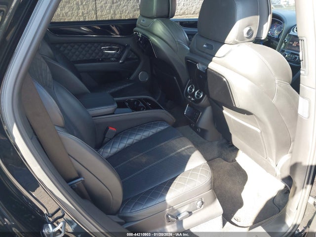 2017 BENTLEY BENTAYGA SJAAC2ZV1HC013275 Photo 7