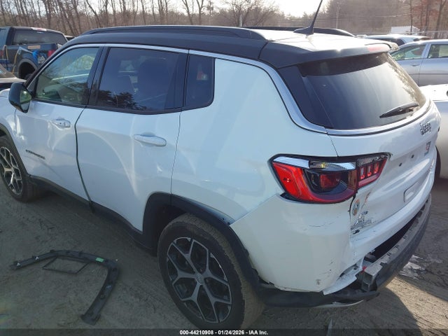 2024 JEEP COMPASS 3C4NJDCN4RT166975 Photo 2