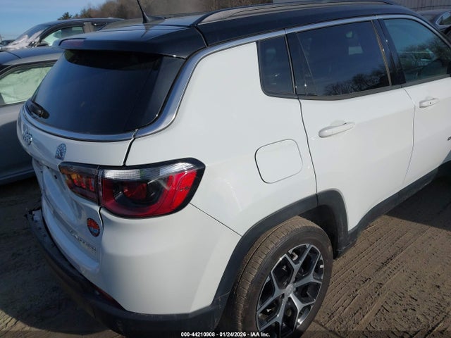 2024 JEEP COMPASS 3C4NJDCN4RT166975 Photo 3