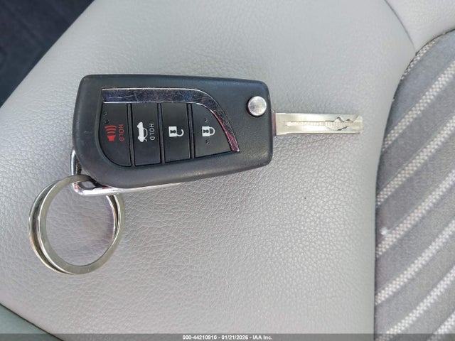 4T1G11AK1NU675806 Toyota CAMRY SE