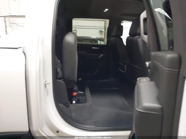 1GT49REY4NF265311 GMC Sierra 2500hd 4wd Standard Bed Denali
