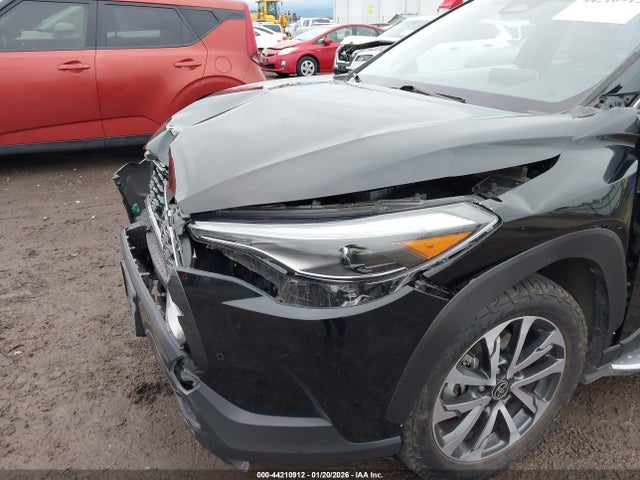 7MUDAABG5PV051781 Toyota Corolla Cross Xle