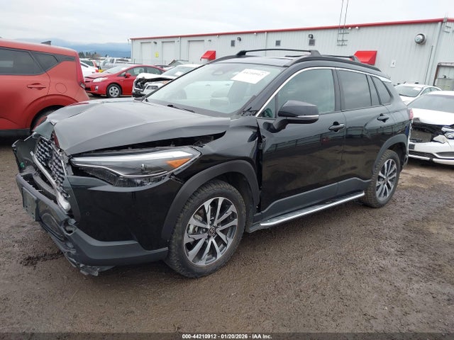 7MUDAABG5PV051781 Toyota Corolla Cross Xle