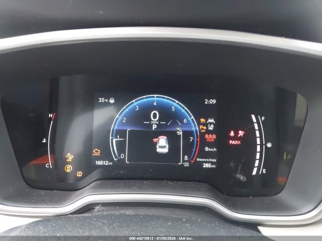 7MUDAABG5PV051781 Toyota Corolla Cross Xle