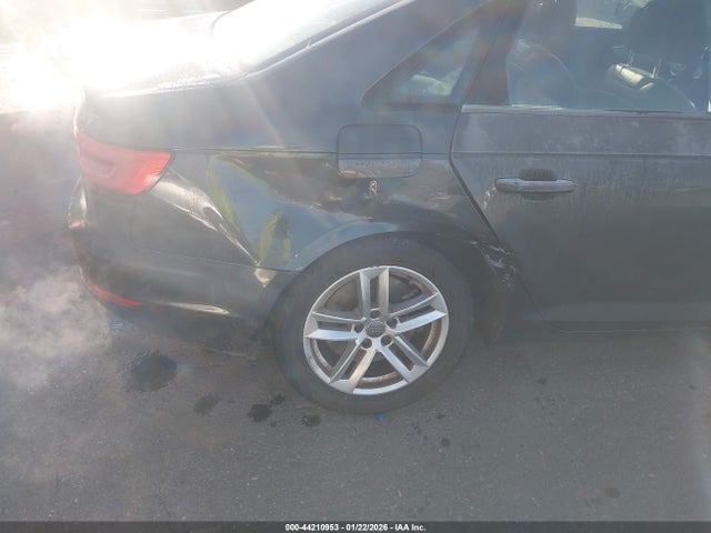WAUGNAF41HN001024 Audi A4 2.0t Premium