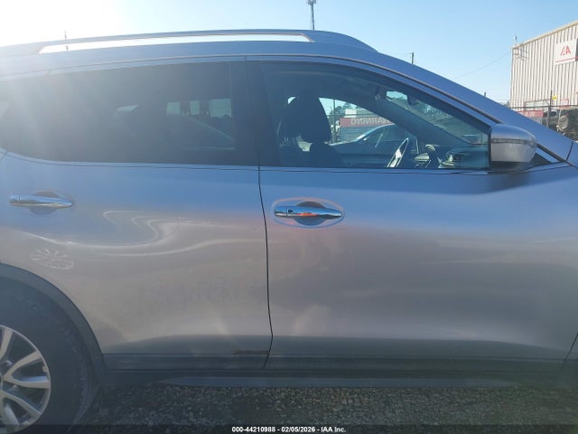 Nissan ROGUE SV 2018 KNMAT2MT1JP506215 Image 14
