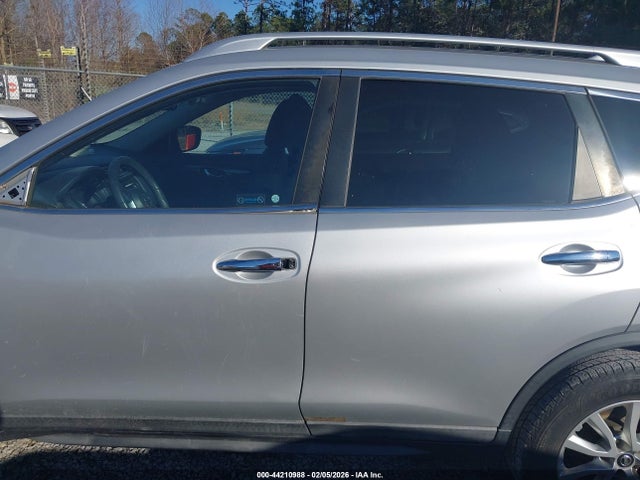 Nissan ROGUE SV 2018 KNMAT2MT1JP506215 Image 15