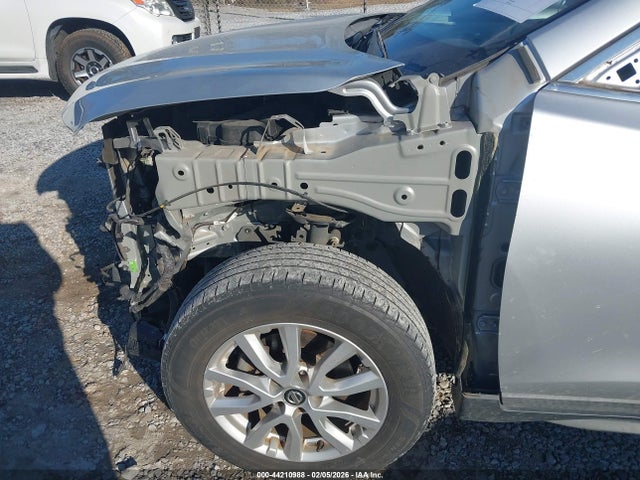 Nissan ROGUE SV 2018 KNMAT2MT1JP506215 Image 18