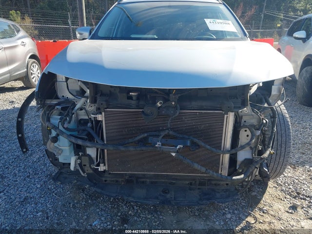 Nissan ROGUE SV 2018 KNMAT2MT1JP506215 Image 6