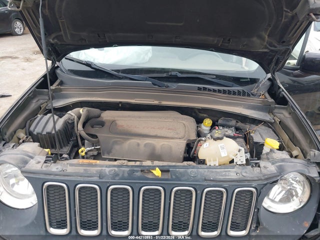 Продаж на аукціоні авто 2015 Jeep Renegade Latitude, vin: ZACCJABT4FPC05041, номер лоту: 44210993