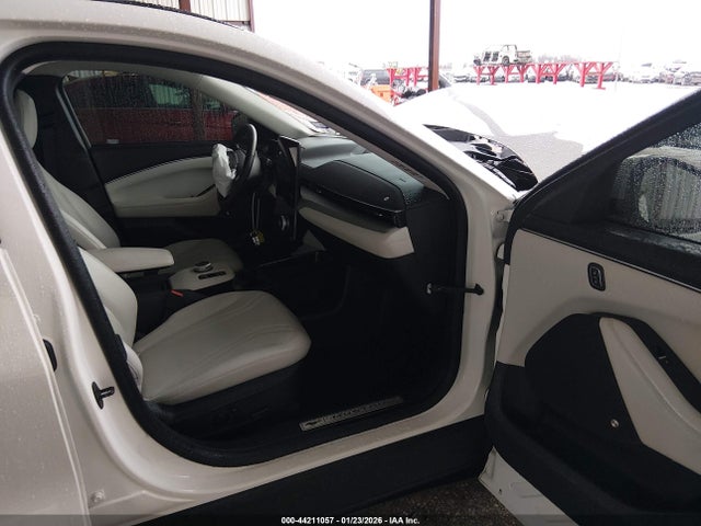 2022 FORD MUSTANG MACH-E 3FMTK3SU3NMA15570 Photo 4