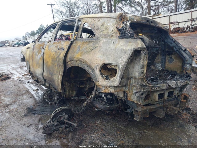 2026 CADILLAC ESCALADE IQ 1GYTEEKL1TU104085 Photo 2