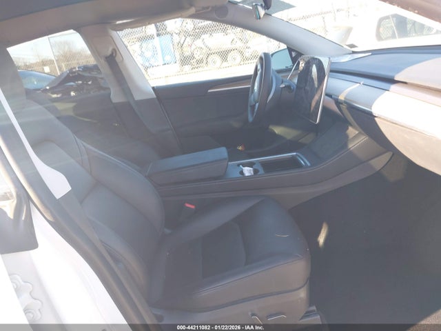2023 TESLA MODEL Y 7SAYGDEE2PA031711 Photo 4
