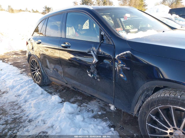 44211110 :رقم المزاد ، WDC0G6EB3HF144704 vin ، 2017 Mercedes-benz Amg Glc 43 4matic مزاد بيع