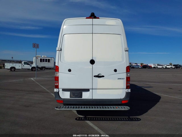 WD3PE8CD5JP599297 Mercedes-Benz Sprinter 2500 High Roof V6