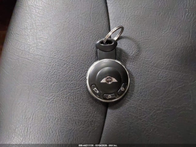 2009 MINI COOPER WMWMF335X9TU75317 Photo 10