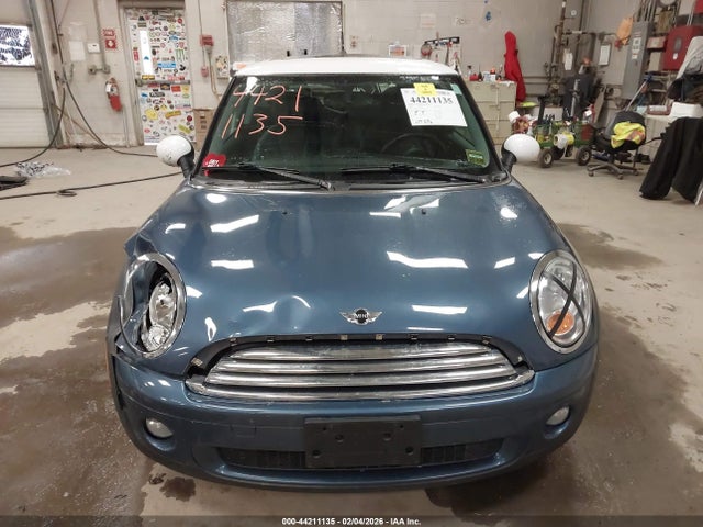 2009 MINI COOPER WMWMF335X9TU75317 Photo 5