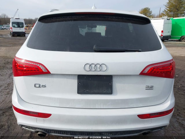 2012 Audi Q5 3.2 Premium Plus მანქანა იყიდება აუქციონზე, vin: WA1DKAFP7CA068178, აუქციონის ნომერი: 44211137