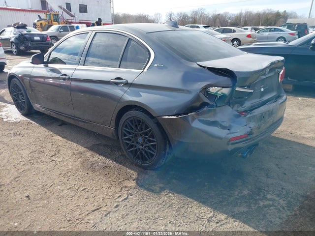 2017 BMW 330E WBA8E1C30HA159264 Photo 2