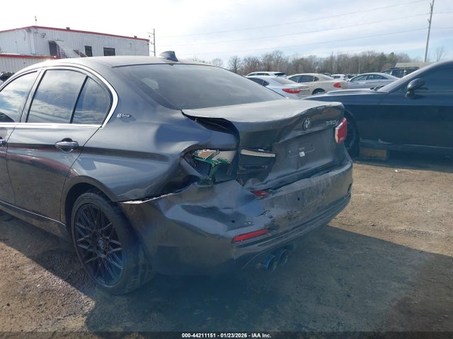 2017 BMW 330E WBA8E1C30HA159264 Photo 5