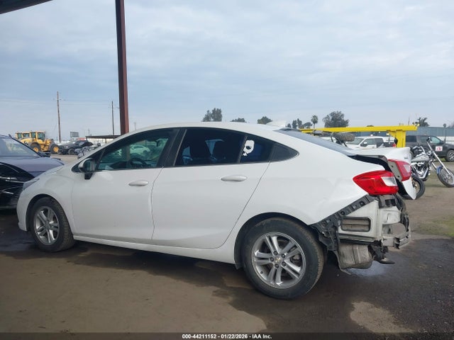 1G1BE5SM6G7314379 Chevrolet Cruze Lt Auto