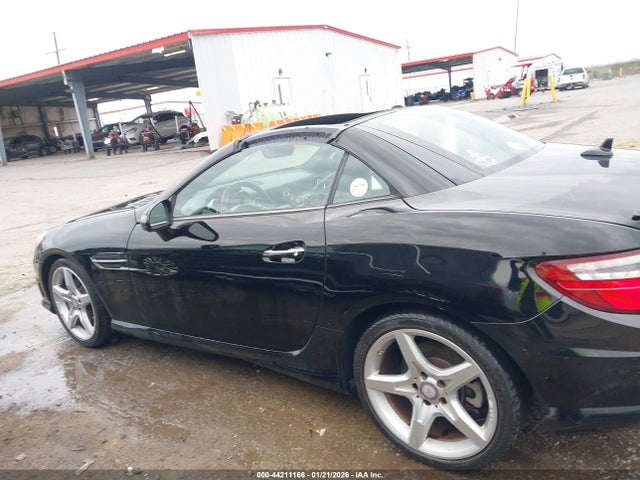 Продажа на аукционе авто 2014 Mercedes-benz Slk 250, vin: WDDPK4HA4EF085044, номер лота: 44211166