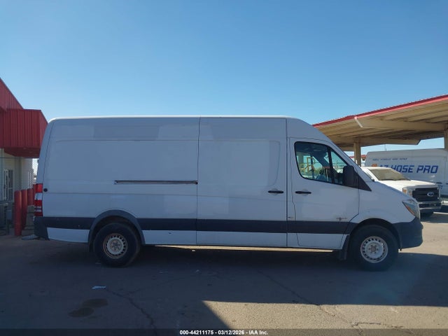 44211175 :رقم المزاد ، WD3PE8DB5FP122860 vin ، 2015 Mercedes-benz Sprinter 2500 High Roof مزاد بيع