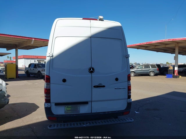 44211175 :رقم المزاد ، WD3PE8DB5FP122860 vin ، 2015 Mercedes-benz Sprinter 2500 High Roof مزاد بيع