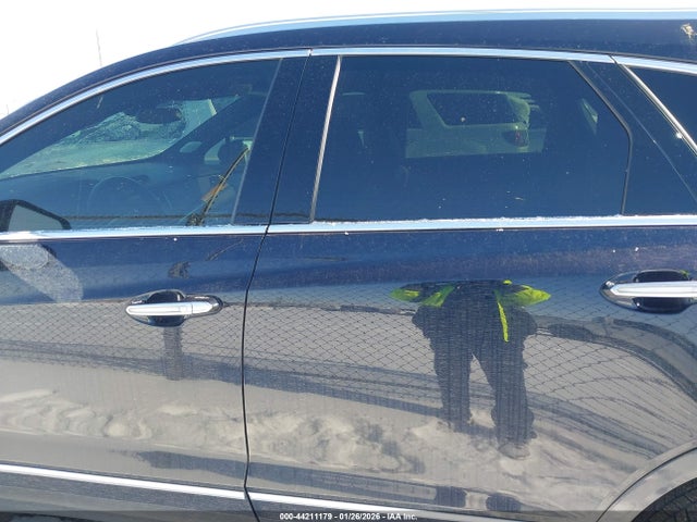 44211179 :رقم المزاد ، 1GYKNCRS5MZ225591 vin ، 2021 Cadillac Xt5 Fwd Premium Luxury مزاد بيع