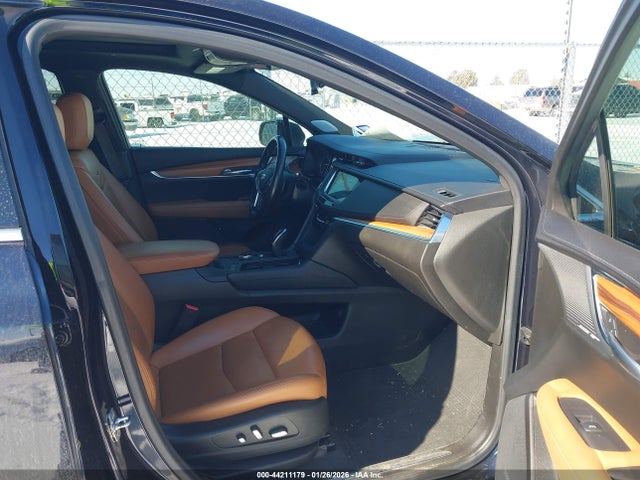 2021 CADILLAC XT5 1GYKNCRS5MZ225591 Photo 4
