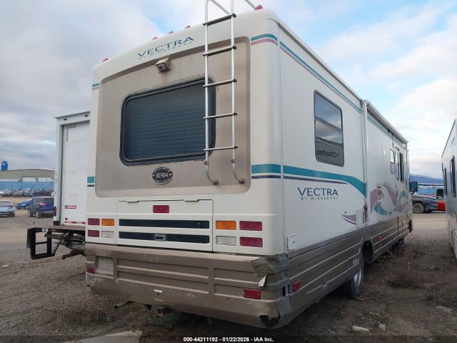 1996 Winnebago Tmh მანქანა იყიდება აუქციონზე, vin: 1GBLP37N2S3328456, აუქციონის ნომერი: 44211192