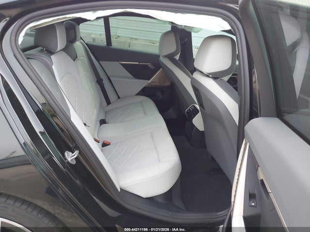 WBY33FK01SCU71711 BMW I5 Edrive40