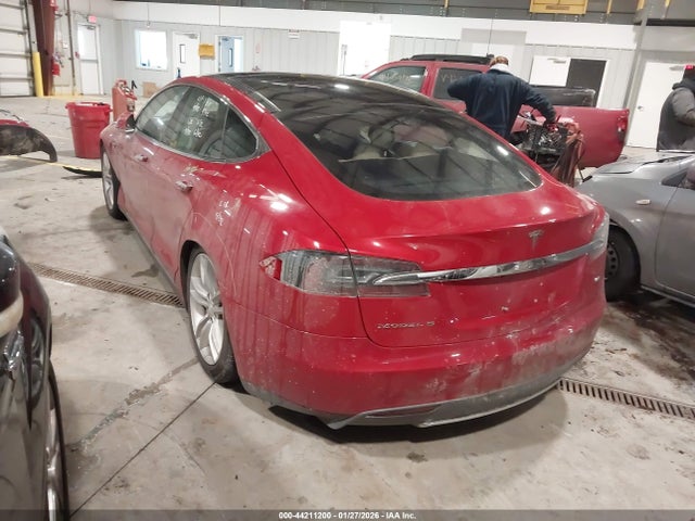 5YJSA1H17EFP53039 Tesla Model S P85