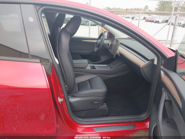 2024 TESLA MODEL Y 7SAYGDED4RF116255 Photo 4