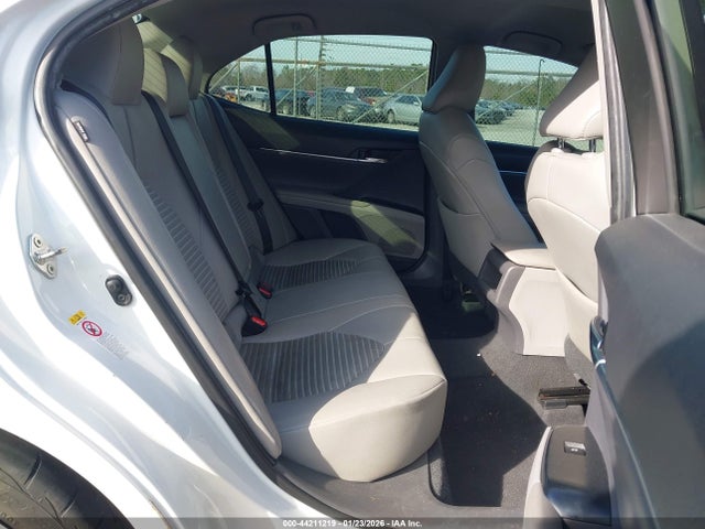 4T1B11HK4JU593661 Toyota CAMRY SE