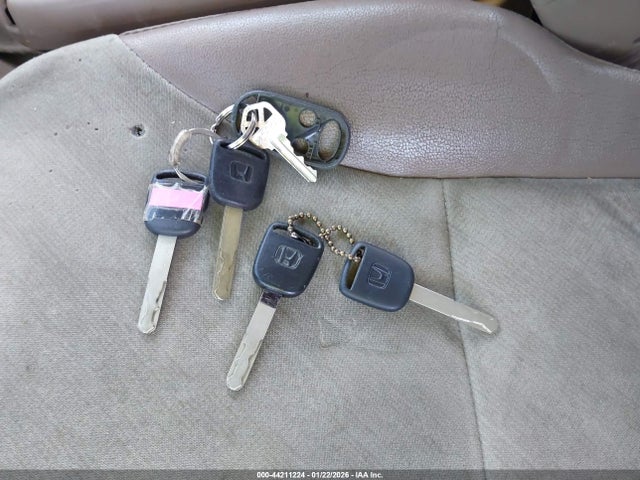 2002 HONDA CR-V JHLRD78872C003769 Photo 10