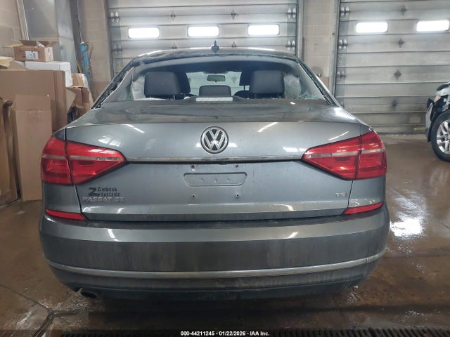 1VWBS7A34GC014218 Volkswagen Passat 1.8t Se