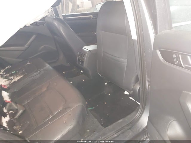 1VWBS7A34GC014218 Volkswagen Passat 1.8t Se