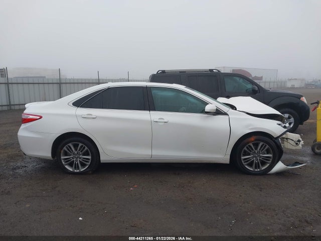 4T1BF1FK4HU334425 Toyota CAMRY SE