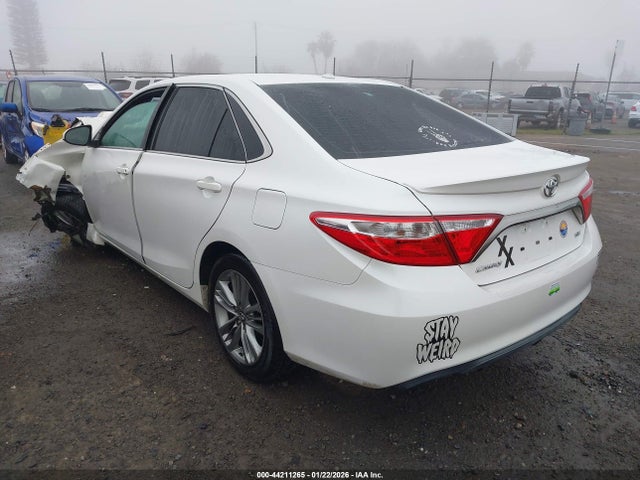 4T1BF1FK4HU334425 Toyota CAMRY SE