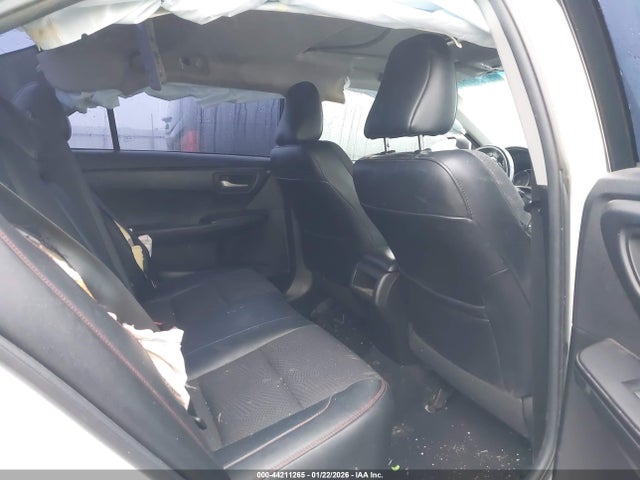 4T1BF1FK4HU334425 Toyota CAMRY SE