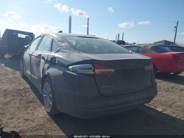 2019 FORD FUSION HYBRID 3FA6P0LU2KR217742 Photo 2