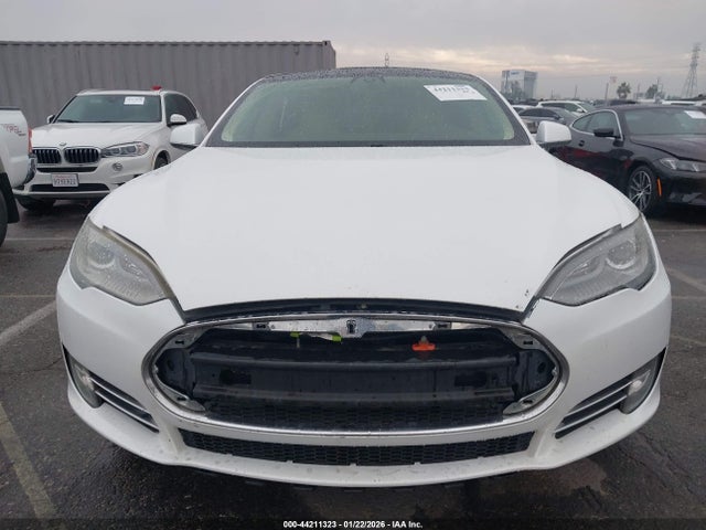 Tesla MODEL S 2014 5YJSA1H19EFP32693 Image 24