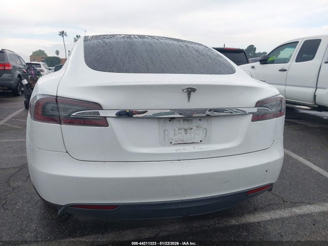 Tesla MODEL S 2014 5YJSA1H19EFP32693 Image 28